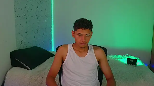 the_crackopry's cam snapshot