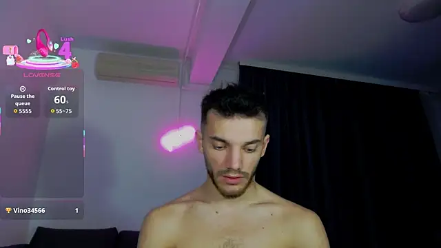 DominicValente's cam snapshot