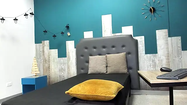 brian_tattoo's cam snapshot