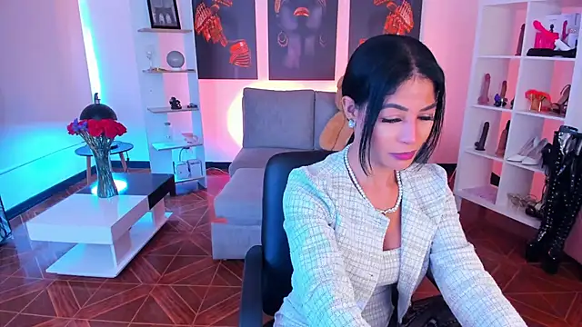 saralife's cam snapshot