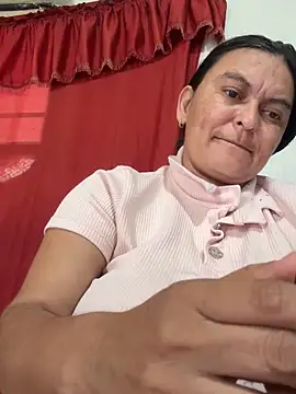 Horny-Mommy-Dirty live sex cam