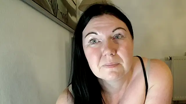 p6w_official's cam snapshot