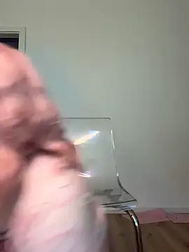 Coco-Love live sex cam