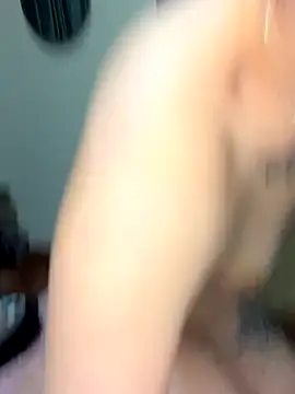 Emmie_Hot live sex cam