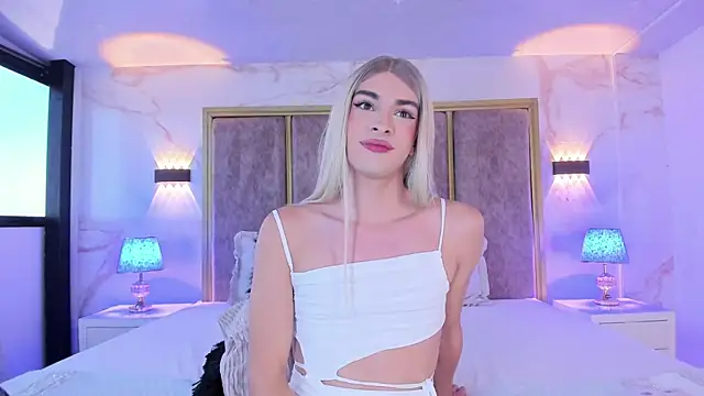 MaxiRogers live sex cam