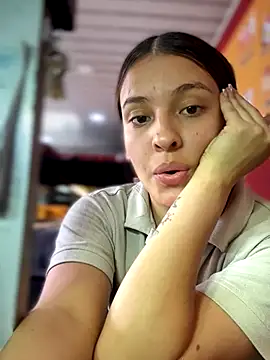 Talia_Bonet live sex cam