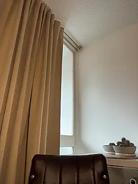 AmelieLaurent_ live sex cam