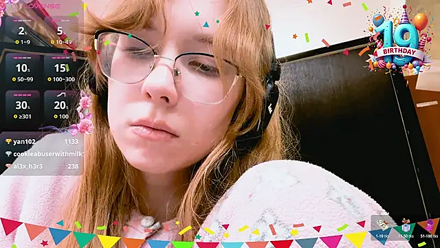 LouettaTornese live sex cam