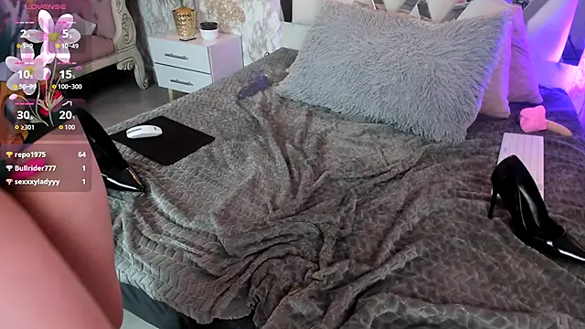 Mysterius_Woman's cam snapshot