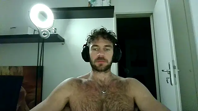 alpha-hunk's cam snapshot