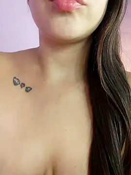 LadyKirk's cam snapshot