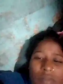 riya_houswife live sex cam