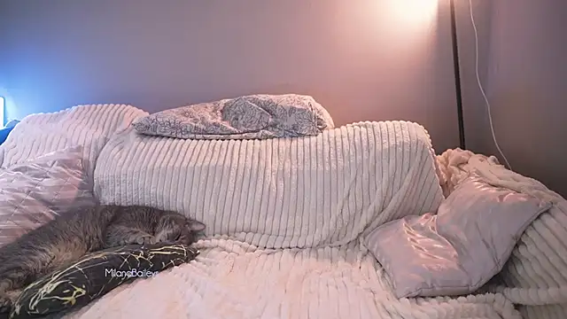 milanabaileys_ live sex cam