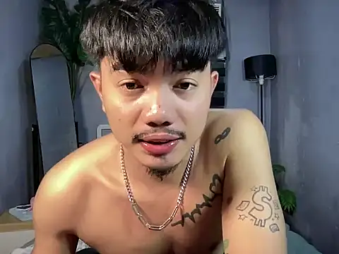 cutievrinx live sex cam