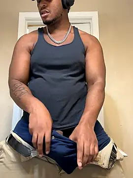 KeYBuMp323 live sex cam