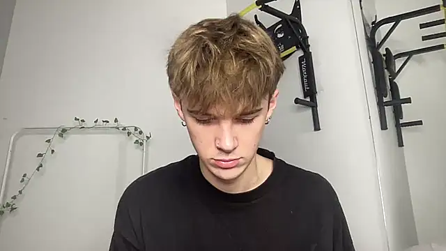 Milk_Guy live sex cam