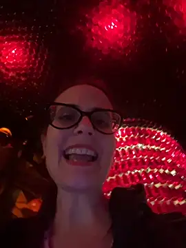 NataKitten live sex cam