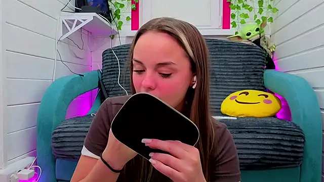 Misss_Vikk live sex cam