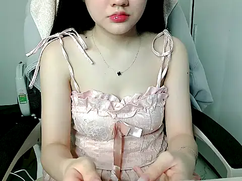 0_Lynne_0's cam snapshot