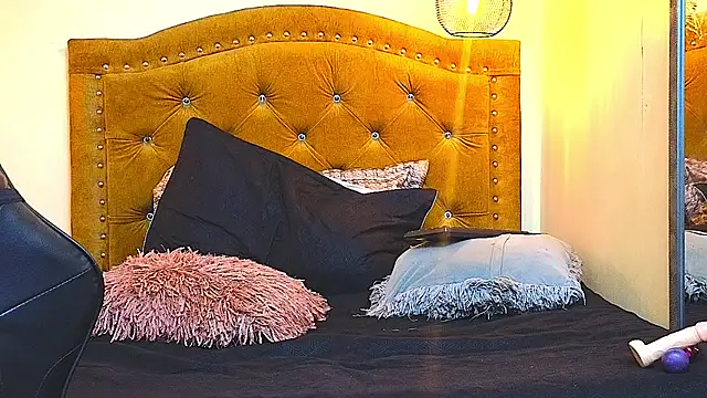 Lily_Sanderss's cam snapshot