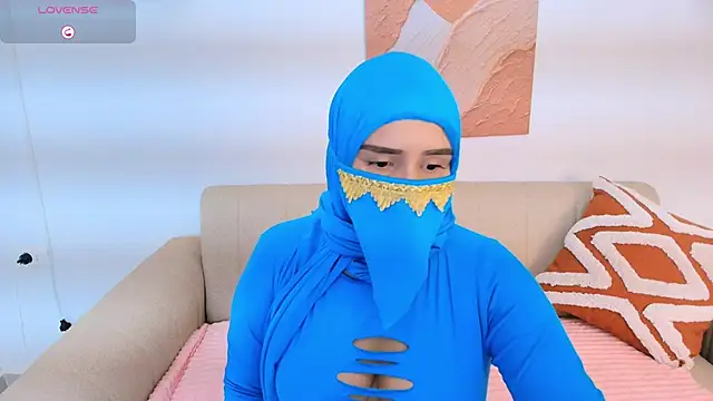 Mayraa_arabelle's cam snapshot