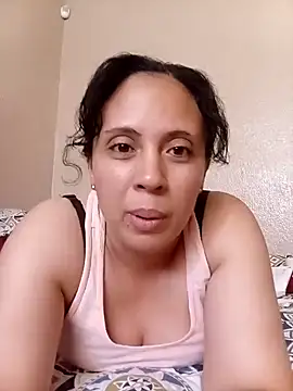 sexymaxine15's cam snapshot