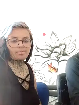 Shadow_Secret's cam snapshot