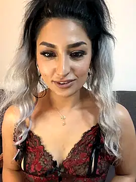 Mia_spicyy's cam snapshot