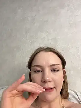 feral__berryss's cam snapshot