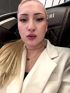 SenyaVibes's cam snapshot