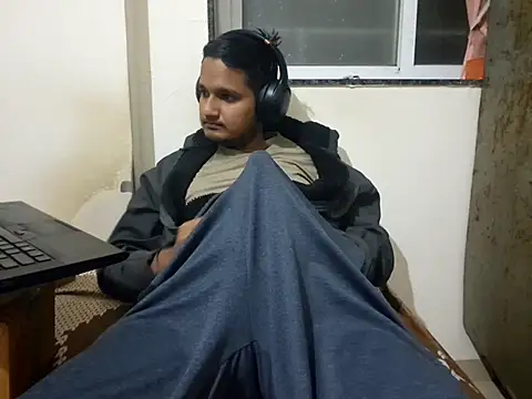 young-hairy-jon's cam snapshot