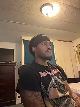 playboyy20's cam snapshot