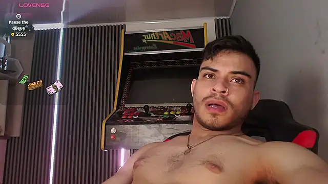 Bastian_MCcormick live sex cam