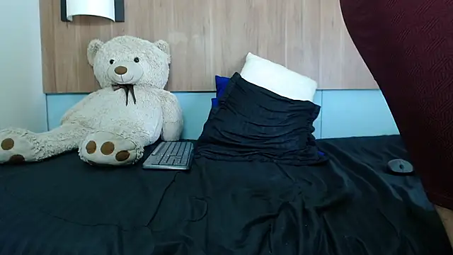 Luka_Moretti's cam snapshot