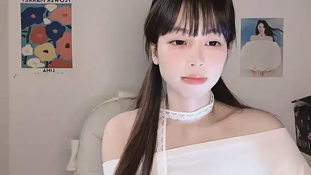 -Hottie's cam snapshot