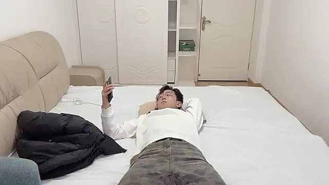 STxuguanhan's cam snapshot