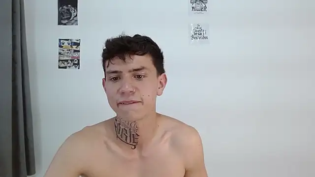 hot_teo_'s cam snapshot