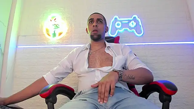 Paolo_johnson's cam snapshot