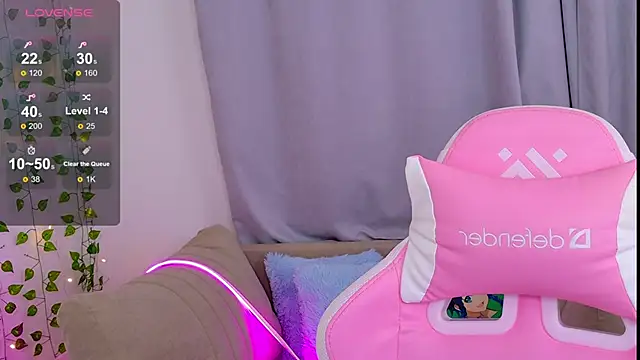 Angel_Braun's cam snapshot