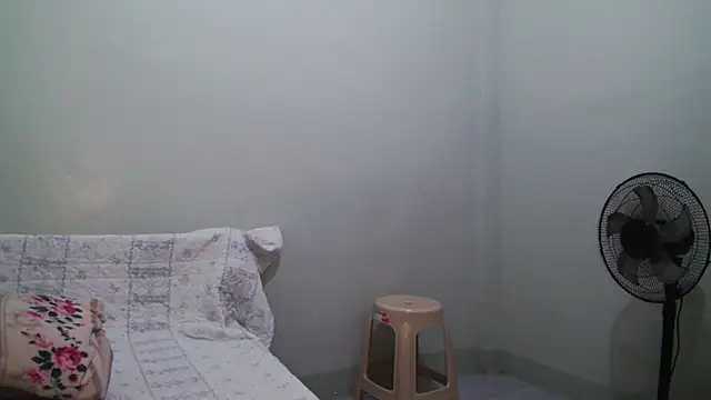 TeaseNPlease_13's cam snapshot