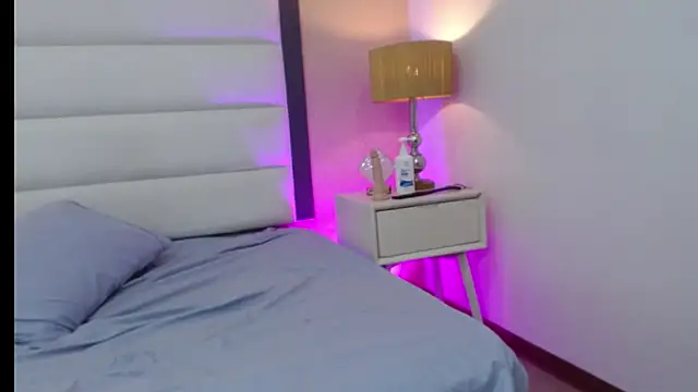 Chloe_Voss's cam snapshot