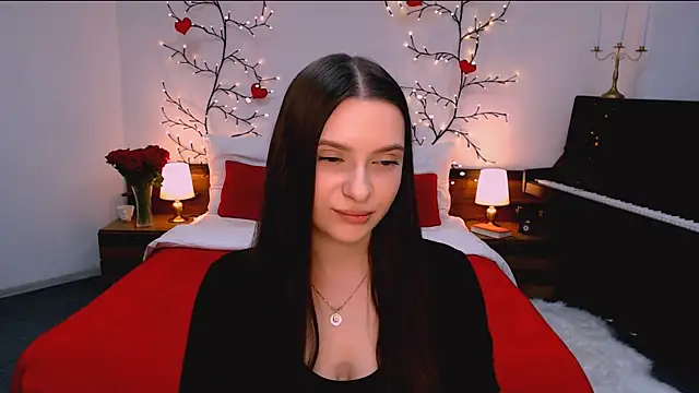 charming_berry's cam snapshot