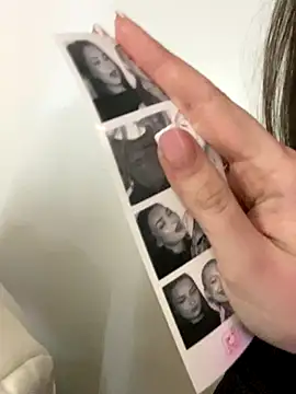 BimboTwiins's cam snapshot