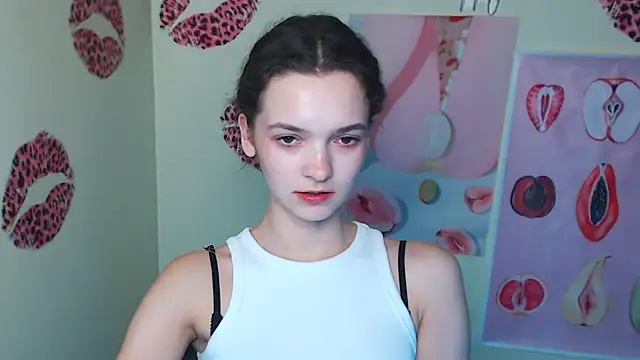 _SusieSu_'s cam snapshot