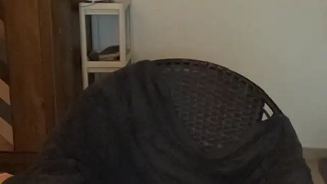 MakeMeAwareAah's cam snapshot