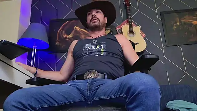 ChrisKox's cam snapshot