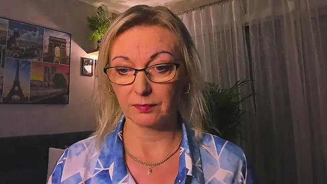 vanessa_chat's cam snapshot