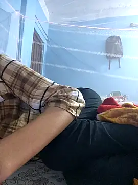 124pakhi's cam snapshot