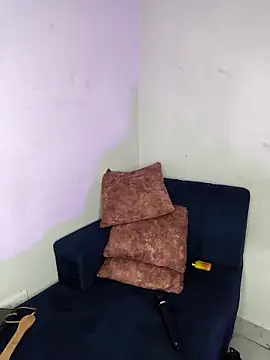 kendra_lil_evill live sex cam