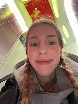 kira_mia's cam snapshot